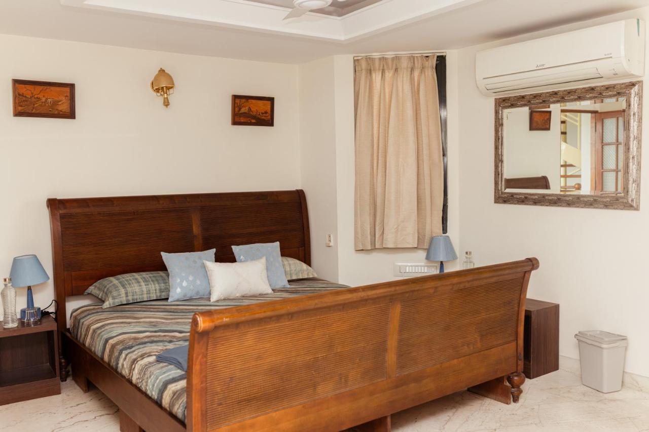 Luho 41 Penthouse Bed and Breakfast Bangalore Buitenkant foto
